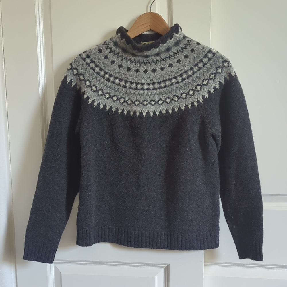 Eddie Bauer Charcoal and Light Gray Turtleneck Sweater